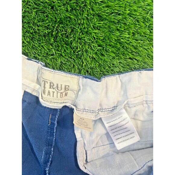 True Nation Stretch Flat Iron Dark Blue Shorts - Men's Size 44 9 inch inseam - Picture 4 of 8